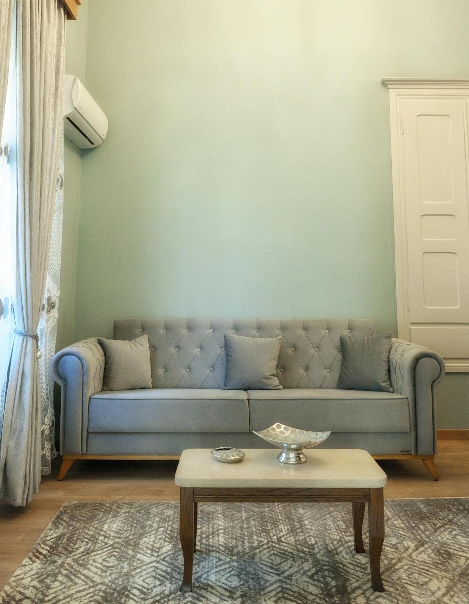 Apartment Stema