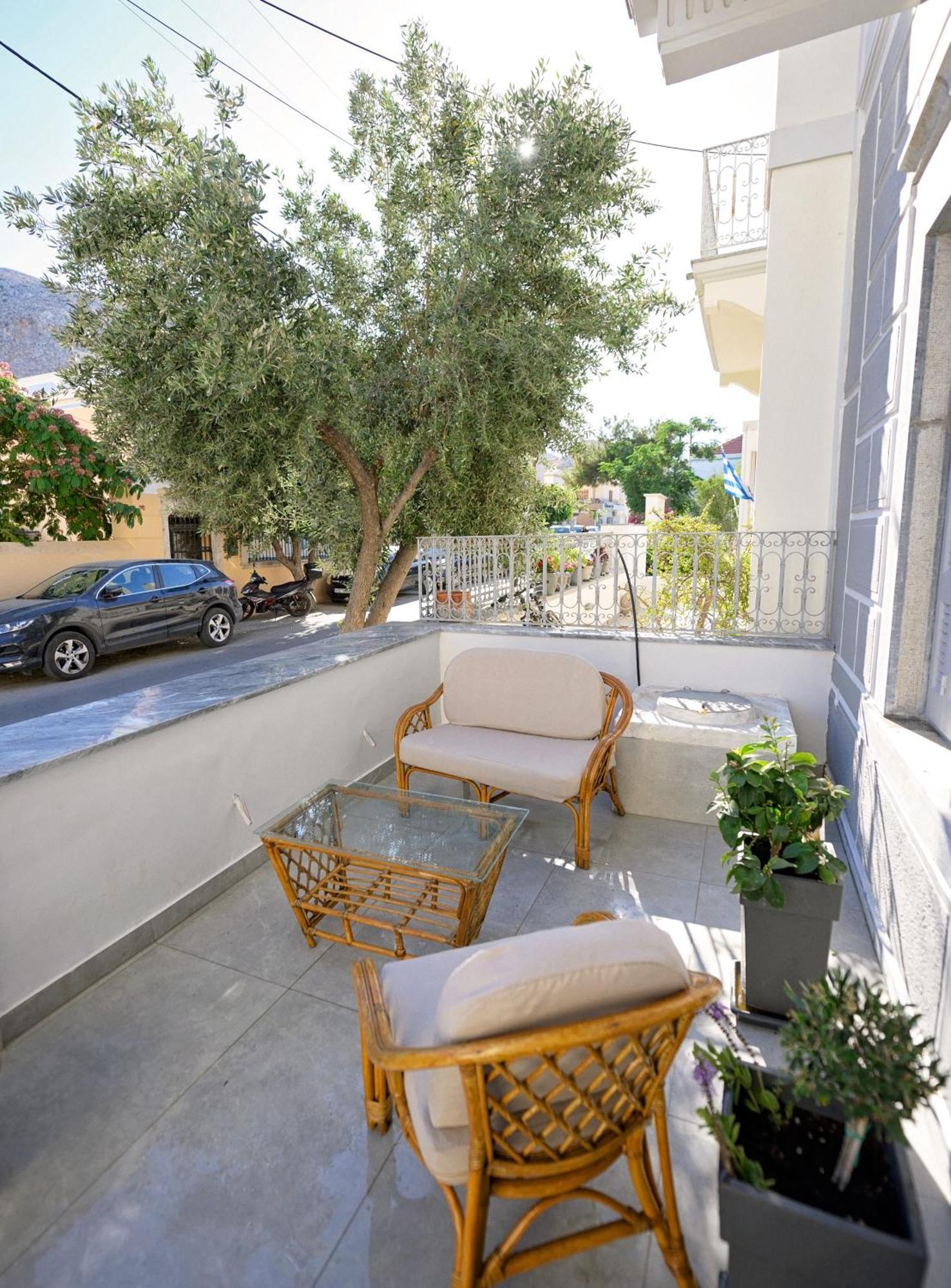 Stema Apartment Kalymnos Town